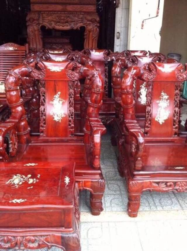 Giá thu mua đồ gỗ cũ cao nhất tại Tp.HCM